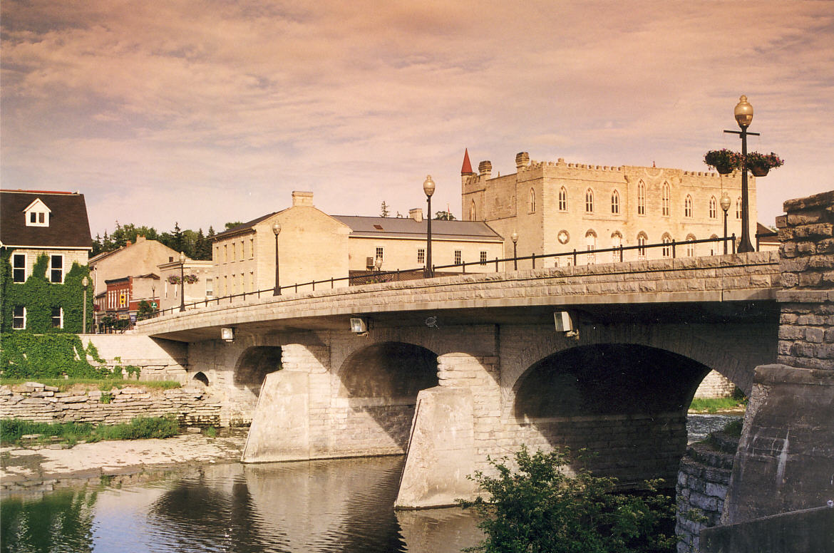 Victoria Bridge