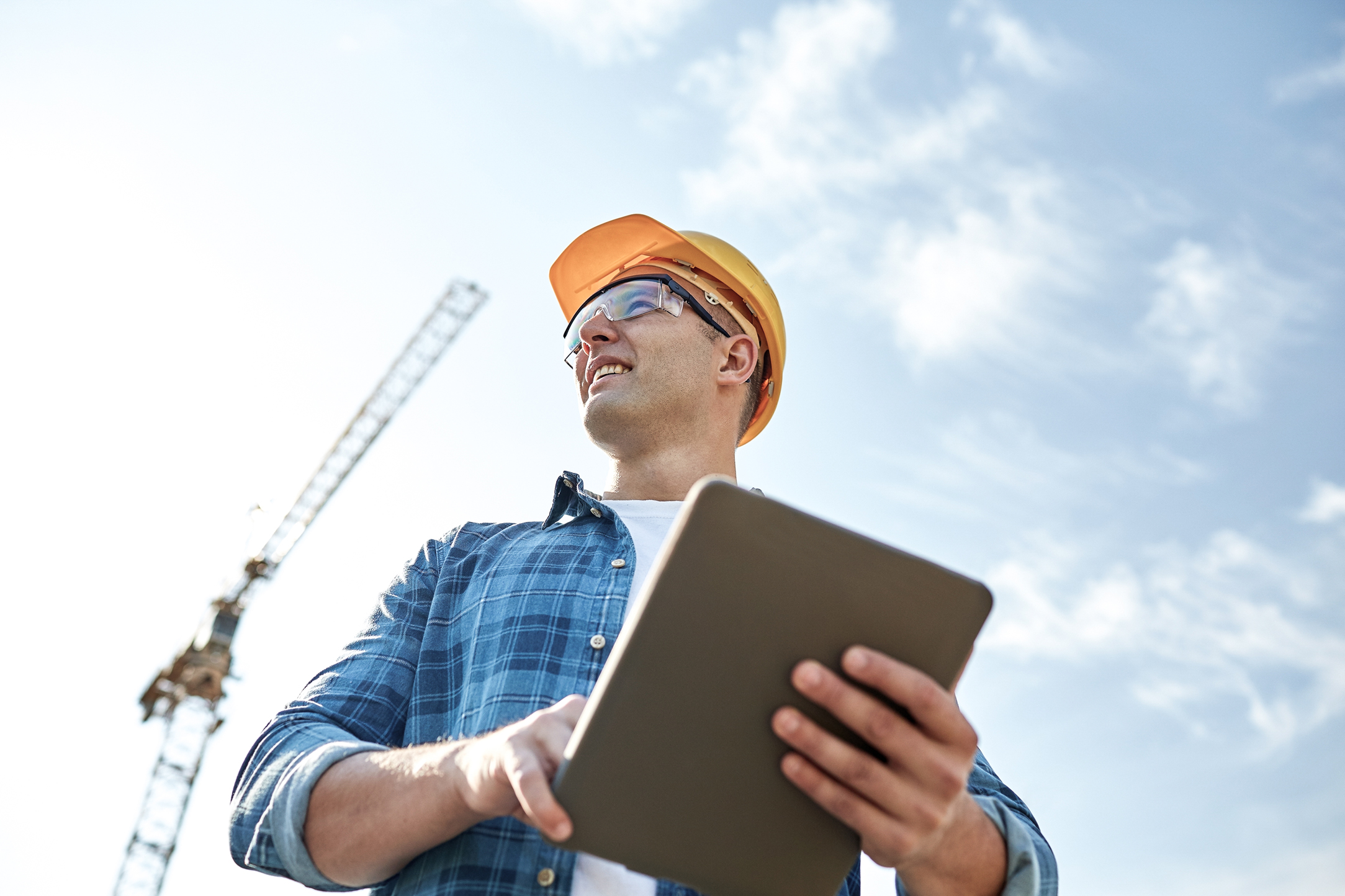 A builder conveniently accesses all of his documents online.