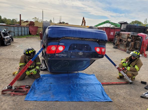 Fire advanced vehicle extrication training course